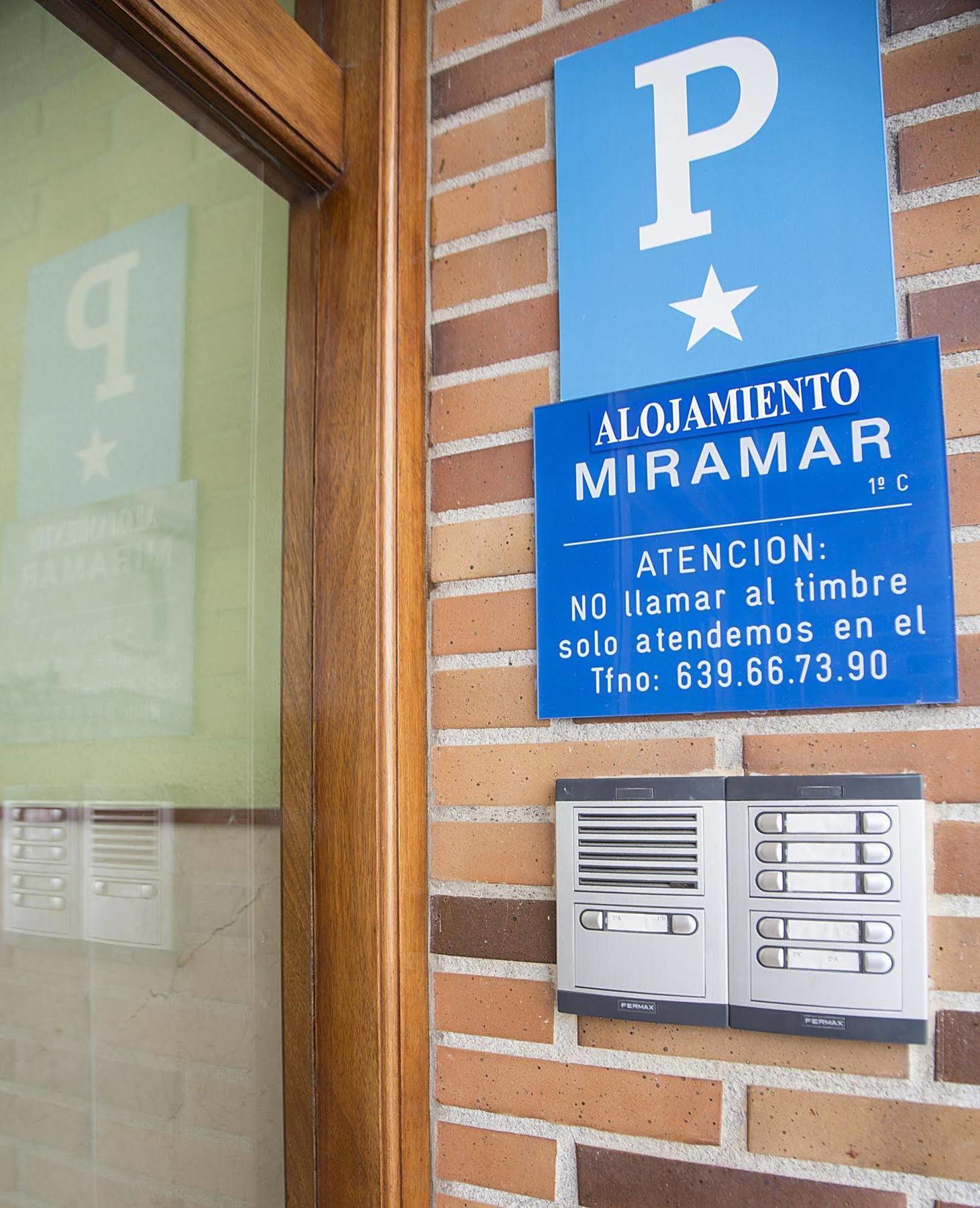 Alojamiento Miramar Santona Bagian luar foto